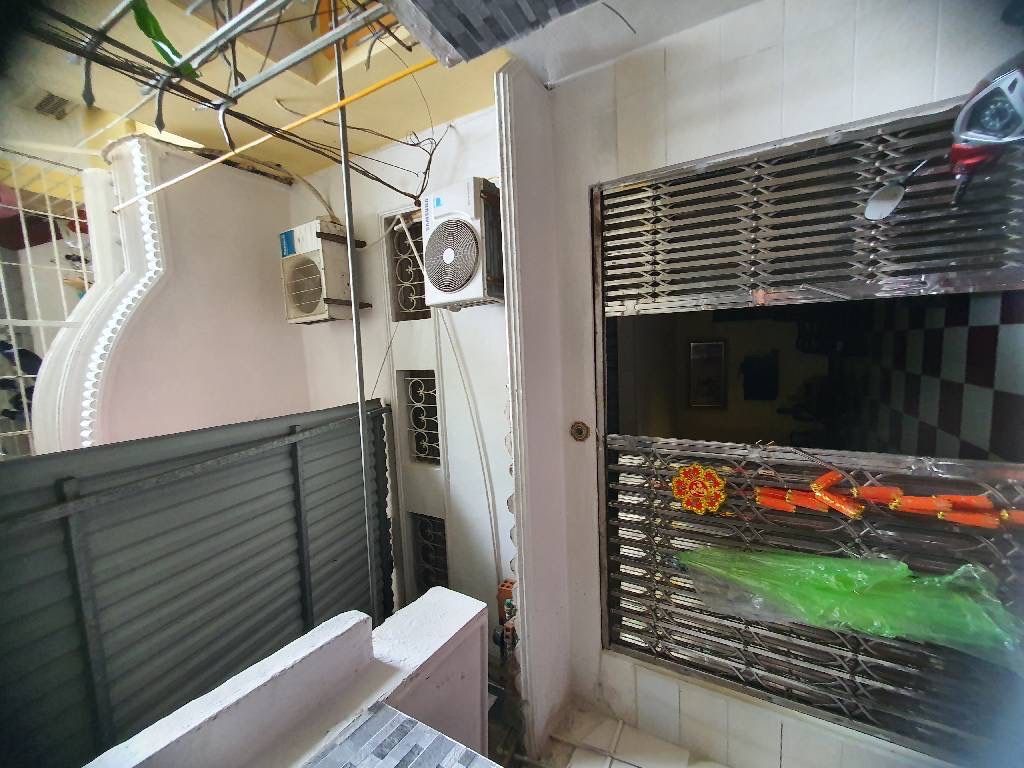 Bán nhà Chùa Liên Phái - diện tích 45m2 3 tầng - Nhà cũ, gần trường ĐH - giá 7,6 tỷ