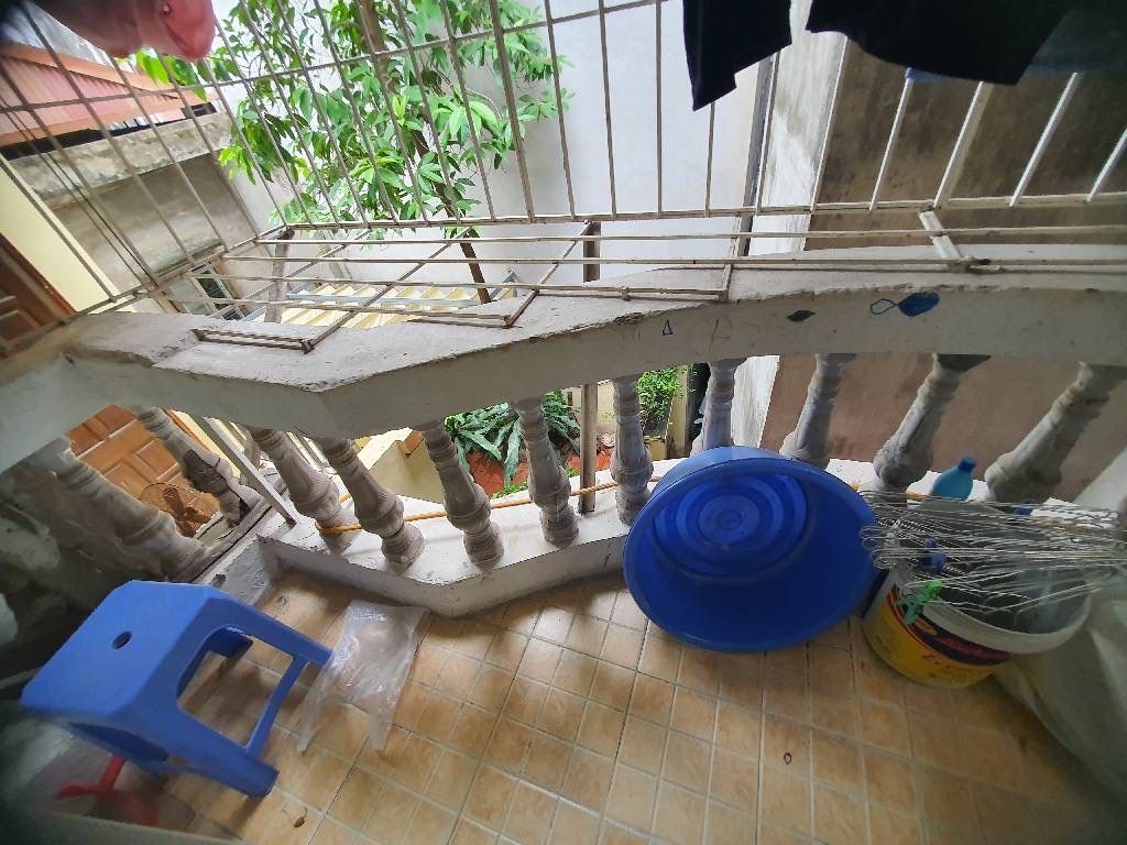 Bán nhà Chùa Liên Phái - diện tích 45m2 3 tầng - Nhà cũ, gần trường ĐH - giá 7,6 tỷ