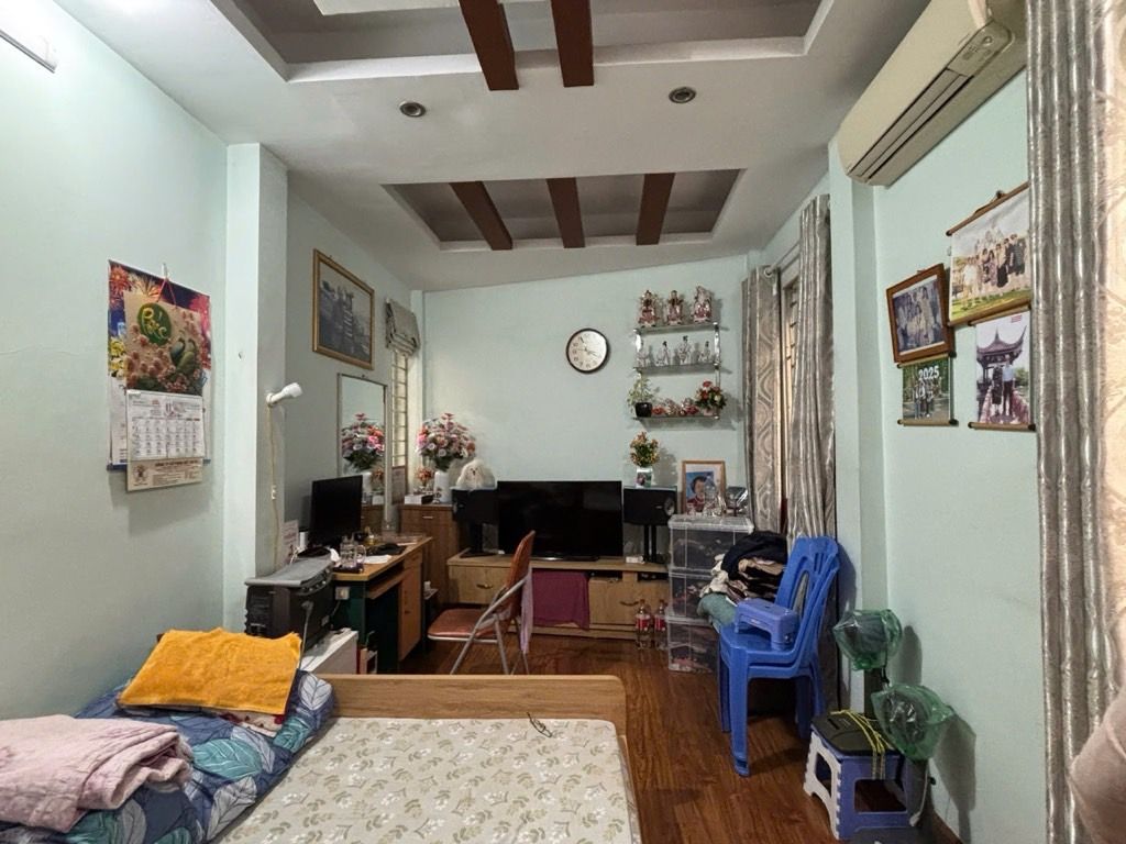 Bán nhà Khương Trung - diện tích 28.4m2 5 tầng - Nhà nhỏ về ở ngay, hàng xóm phân lô - giá 6,7 tỷ