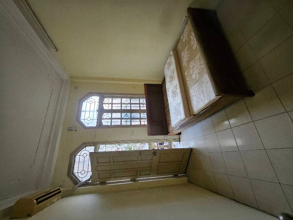 Bán nhà Gốc Đề - diện tích 32m2 5 tầng - MẶT NGÕ THÔNG - DÂN XÂY CHẮC CHẮN - THOÁNG TRƯỚC SAU - giá 8,1 tỷ