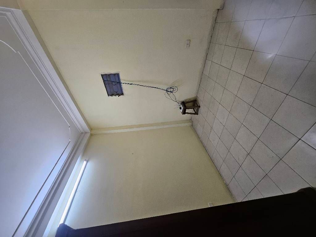 Bán nhà Gốc Đề - diện tích 32m2 5 tầng - MẶT NGÕ THÔNG - DÂN XÂY CHẮC CHẮN - THOÁNG TRƯỚC SAU - giá 8,1 tỷ