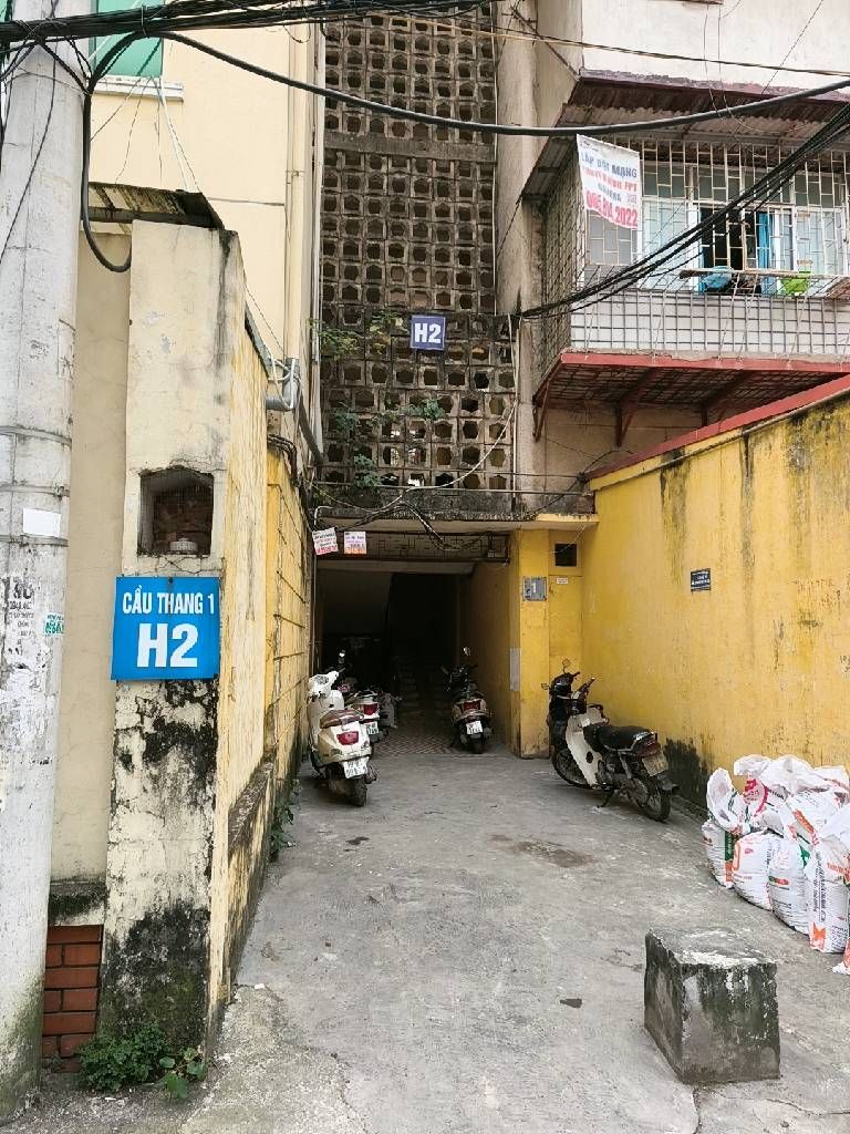 Bán nhà Thành Công - diện tích 92m2 3 tầng - Ngõ 2, gần mặt phố Láng Hạ - giá 22,5 tỷ