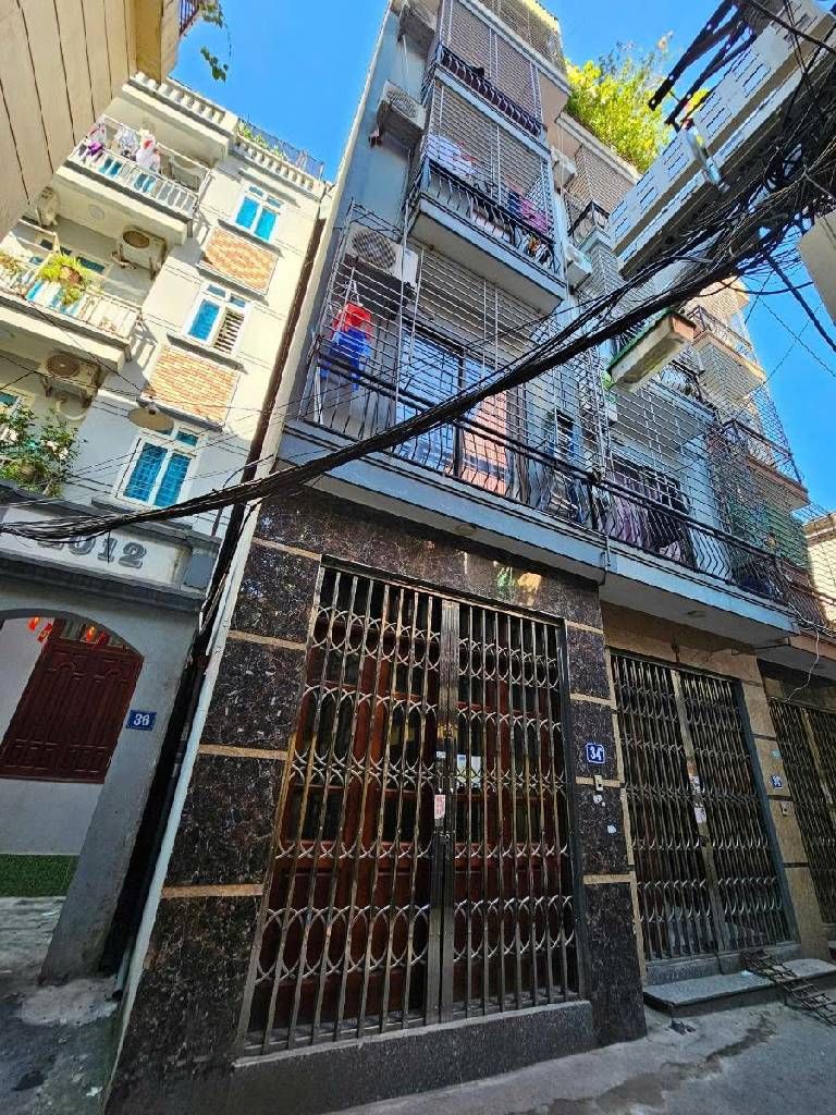 Bán nhà Phùng Khoang - diện tích 48m2 5 tầng - Ngõ 3 gác tránh - giá 12 tỷ