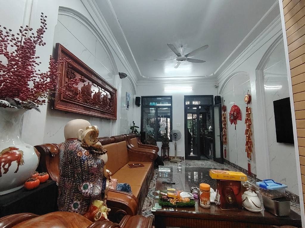 Bán nhà Thanh Nhàn - diện tích 104.8m2 4 tầng - HÀNG HIẾM! GIÁ ĐẦU TƯ! - giá 19,5 tỷ