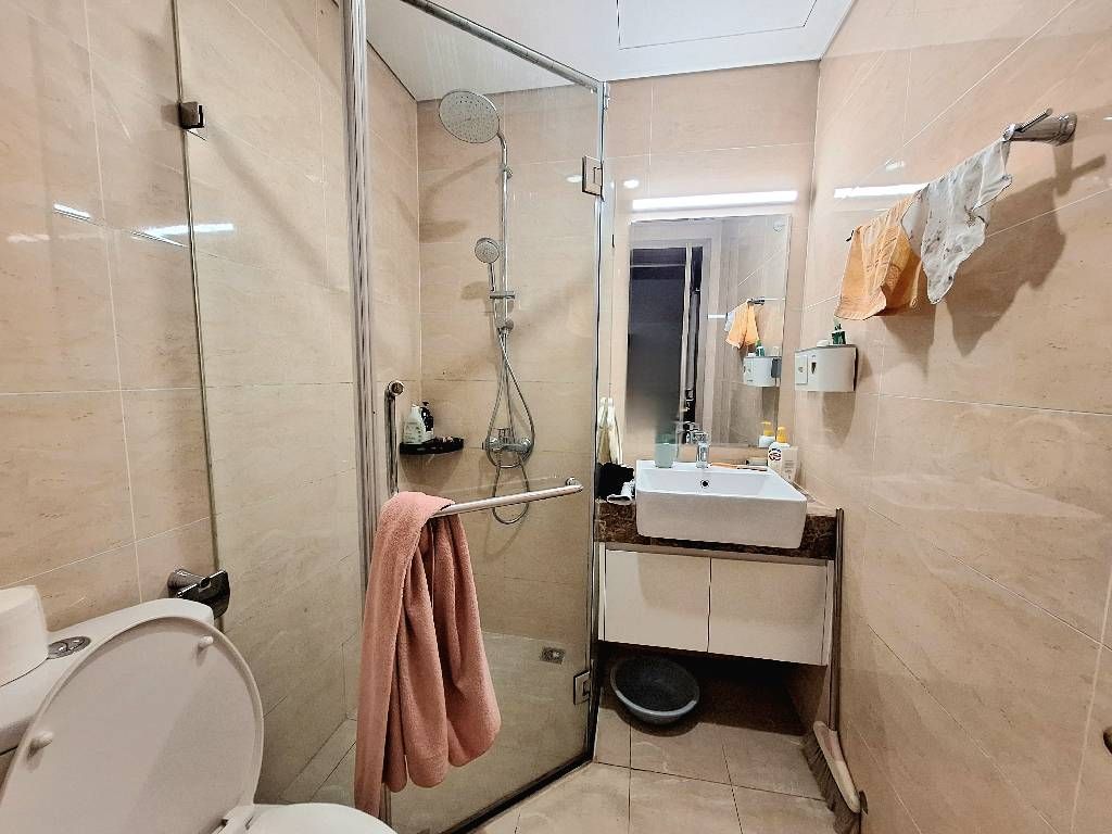 Bán nhà Nguyễn Tuân - diện tích 106m2 2 tầng - CĂN DUPLEX VỚI KHÔNG GIÃN THOÁNG ĐÃNG - SANG TRỌNG - TẦNG VIP - giá 12 tỷ