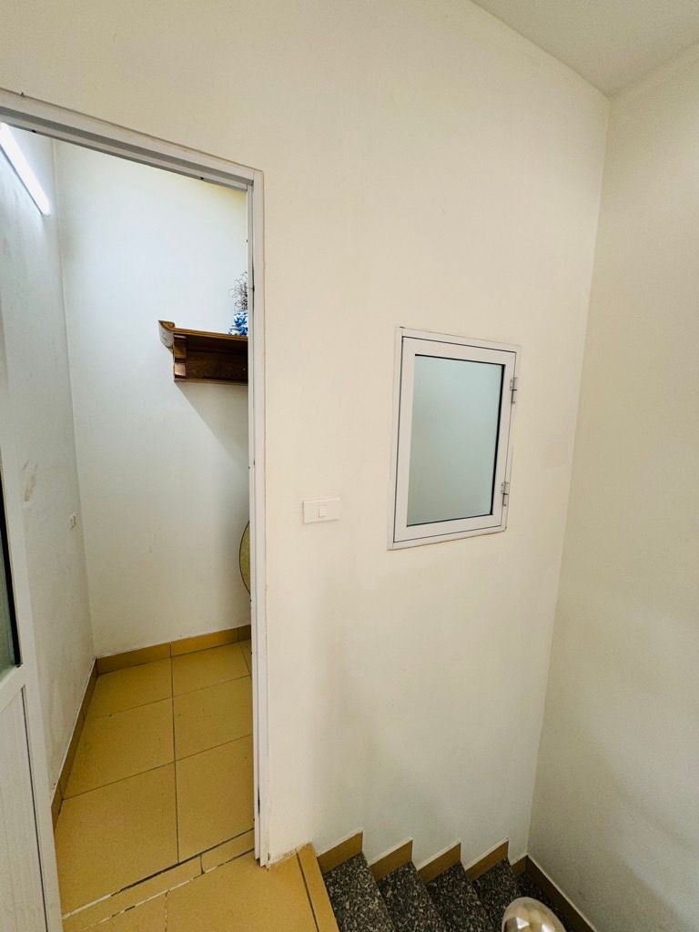 Bán nhà ngõ Thịnh Hào - diện tích 21.8m2 4 tầng - Cơ hội hiếm có sở hữu mảnh đất vàng - giá 6,2 tỷ