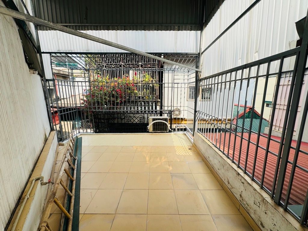 Bán nhà ngõ Thịnh Hào - diện tích 21.8m2 4 tầng - Cơ hội hiếm có sở hữu mảnh đất vàng - giá 6,2 tỷ