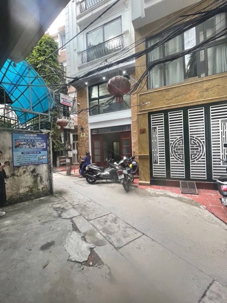 Bán nhà Khương Hạ - diện tích 42m2 7 tầng - Ô tô đỗ cửa - giá 14,6 tỷ