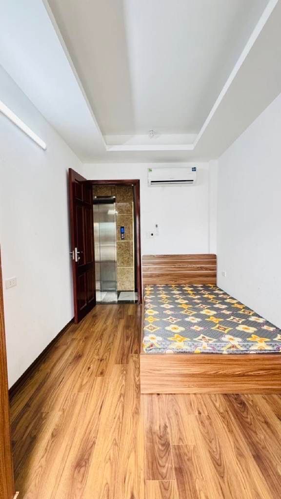 Bán nhà Khương Hạ - diện tích 42m2 7 tầng - Ô tô đỗ cửa - giá 14,6 tỷ