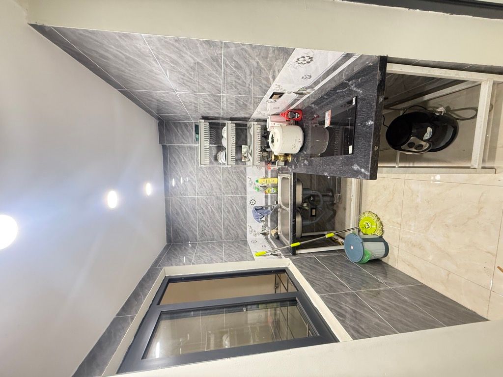 Bán nhà Lê Duẩn - diện tích 40.8m2 4 tầng - Đối diện Ga Hà Nội - giá 8,1 tỷ