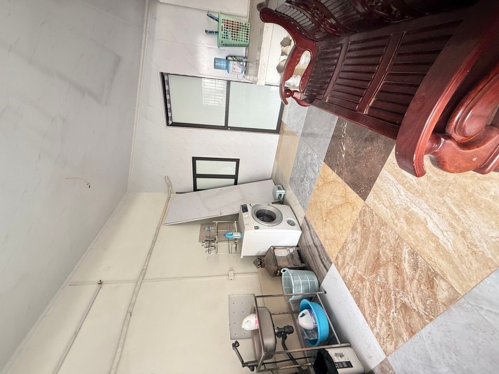 Bán nhà Lê Duẩn - diện tích 40.8m2 4 tầng - Đối diện Ga Hà Nội - giá 8,1 tỷ