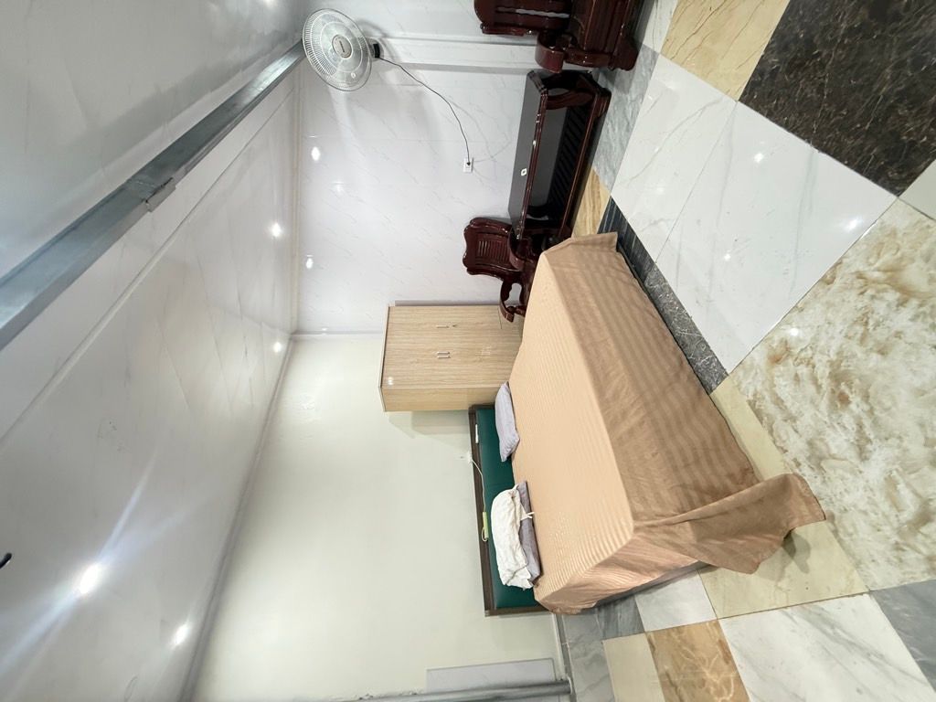 Bán nhà Lê Duẩn - diện tích 40.8m2 4 tầng - Đối diện Ga Hà Nội - giá 8,1 tỷ