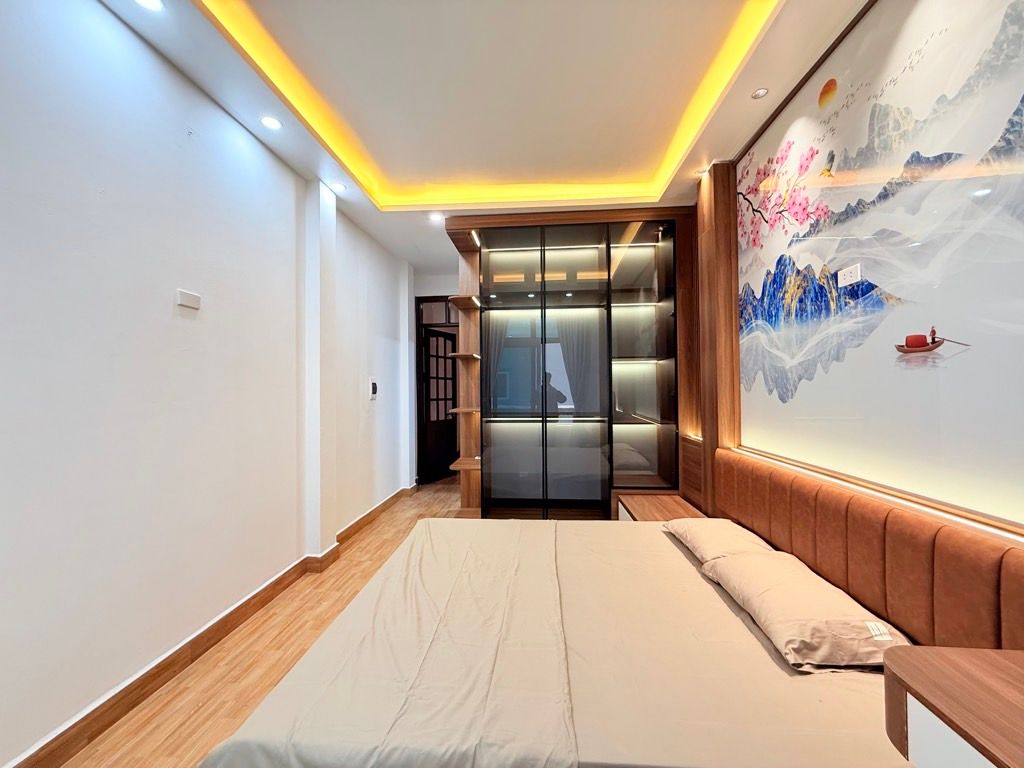 Bán nhà Tân Mai - diện tích 21m2 5 tầng - Ô TÔ TRÁNH - giá 6,9 tỷ