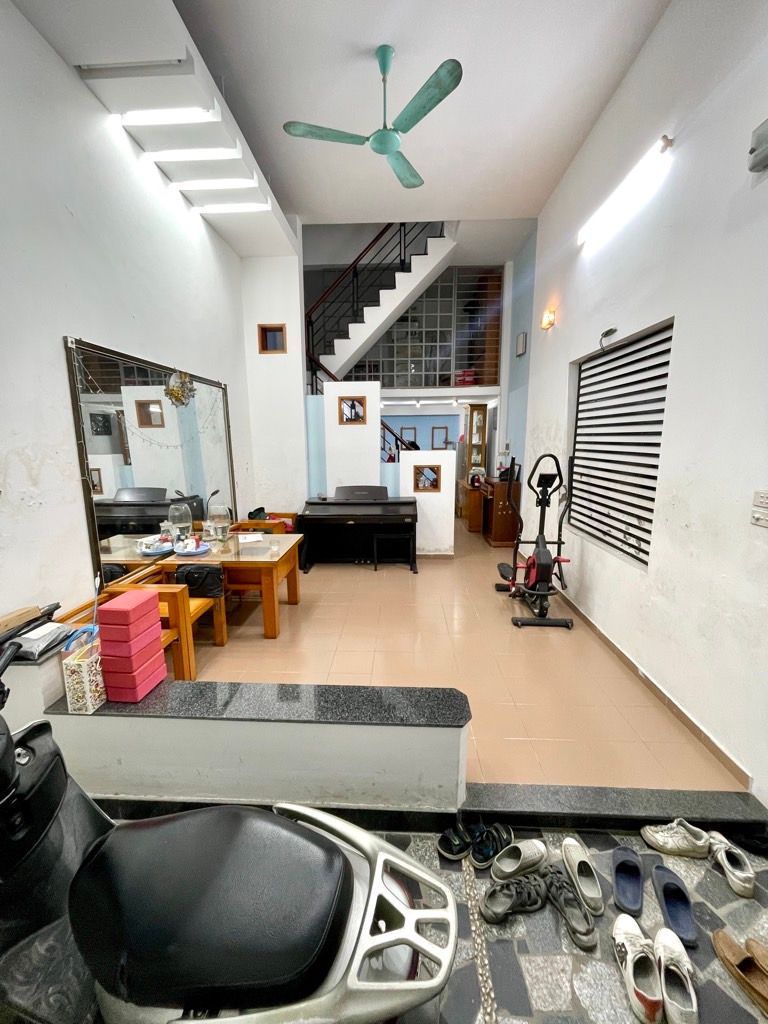 Bán nhà Trường Chinh - diện tích 42m2 4 tầng - Vị trí VIP - giá 11,2 tỷ