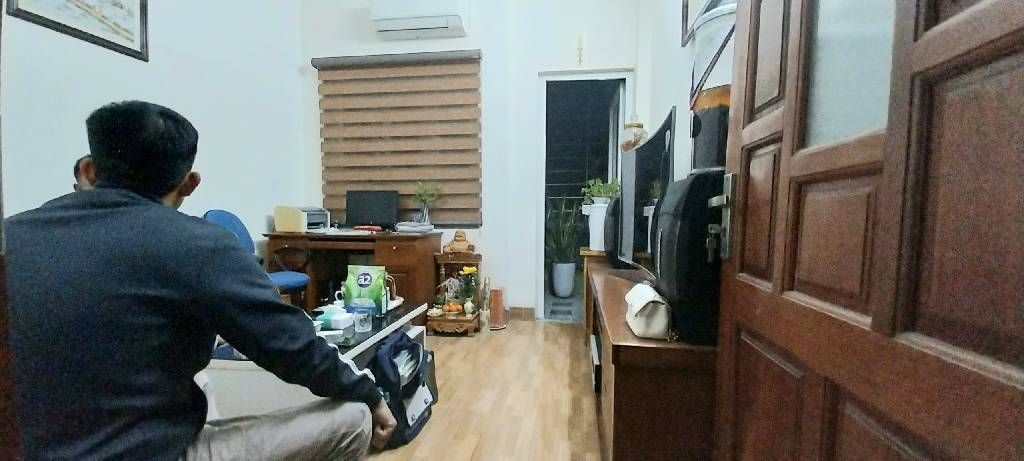 Bán nhà Bằng Liệt - diện tích 40m2 4 tầng - Nhà đẹp, ô tô đỗ cửa - giá 9 tỷ