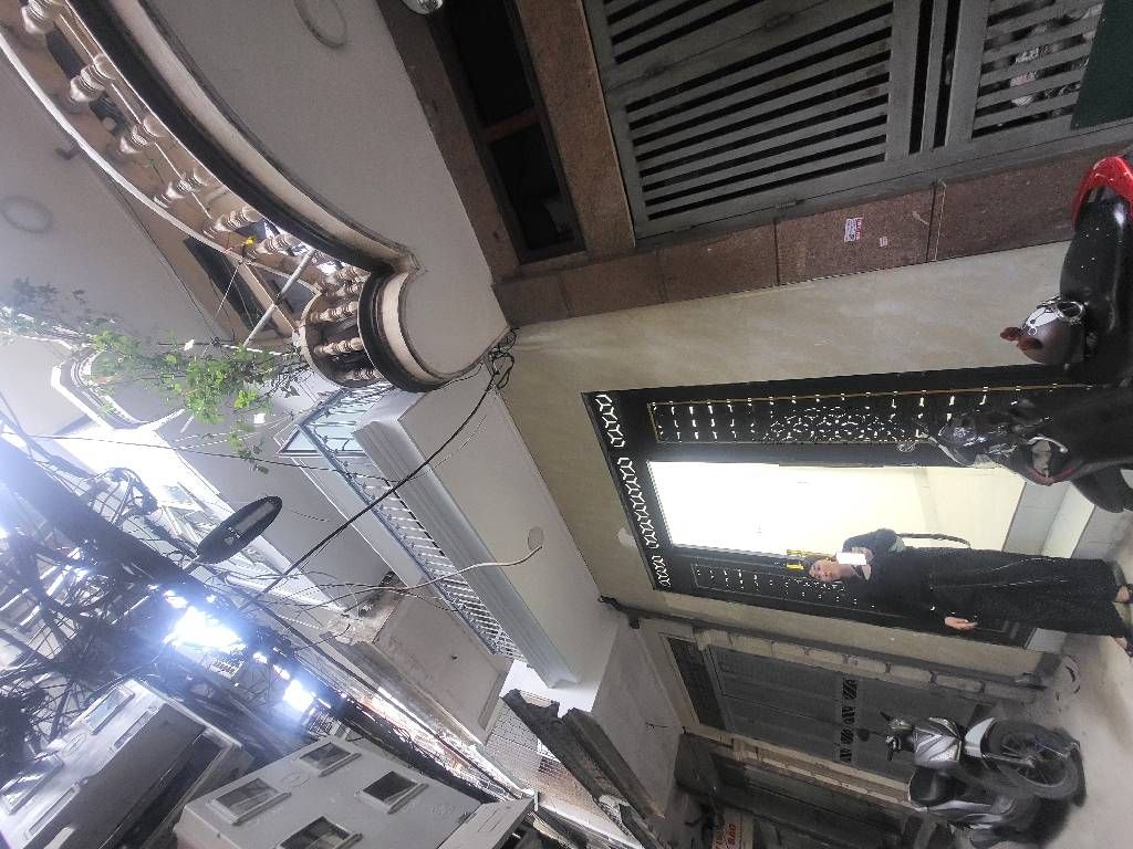 Bán nhà Tân Mai - diện tích 27,9m2 4 tầng - Ô tô đỗ cửa - giá 10,5 tỷ