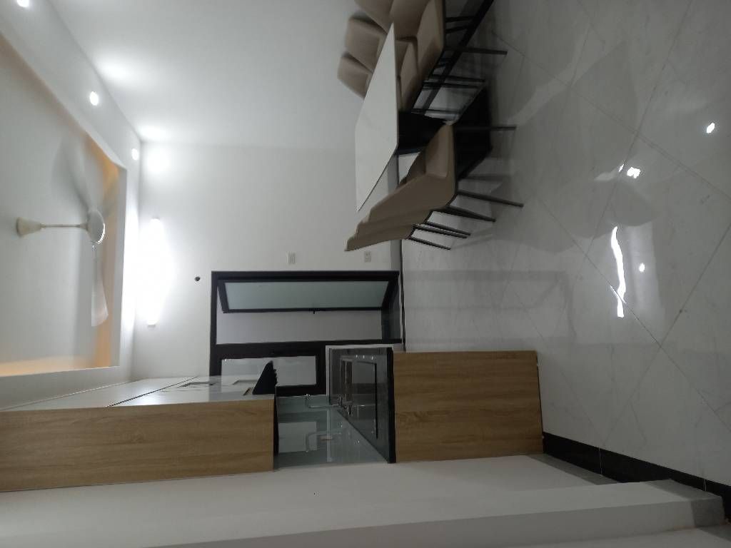 Bán nhà Vĩnh Hưng - diện tích 46m2 4 tầng - NGÕ THÔNG RA NGÕ 649 LĨNH NAM KINH DOANH - giá 9,4 tỷ