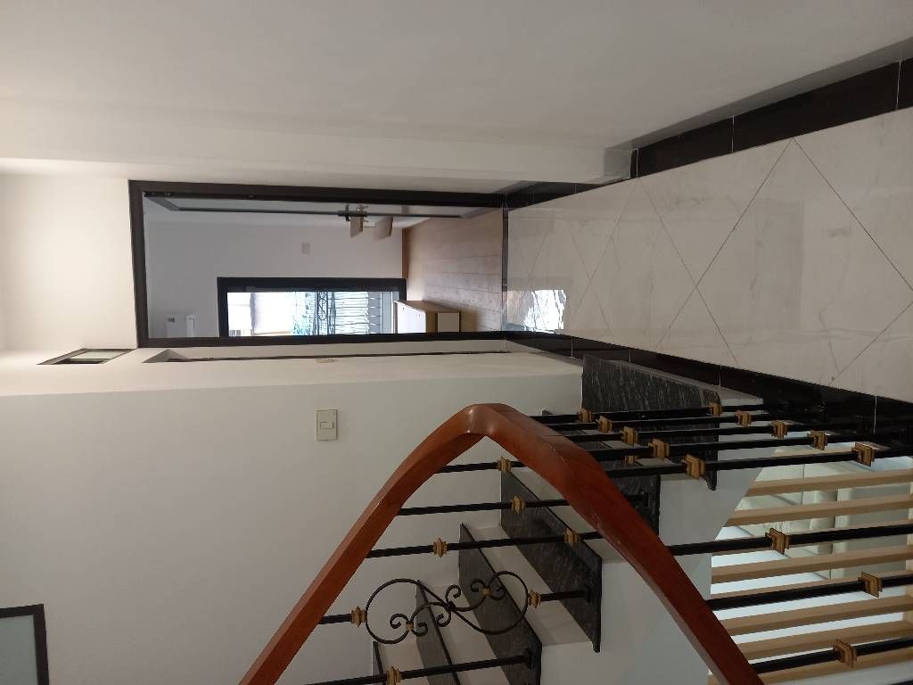 Bán nhà Vĩnh Hưng - diện tích 46m2 4 tầng - NGÕ THÔNG RA NGÕ 649 LĨNH NAM KINH DOANH - giá 9,4 tỷ