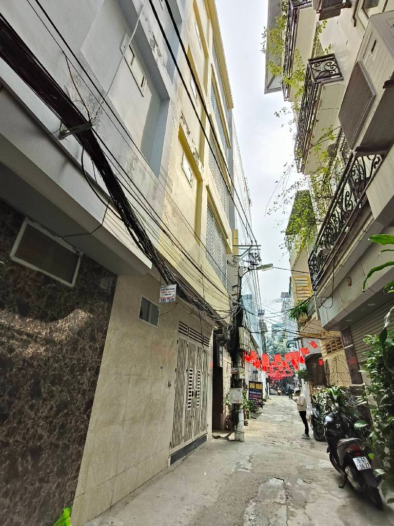 Bán nhà Hoàng Mai - diện tích 33m2 5 tầng - Lô góc, ô tô - giá 14,3 tỷ