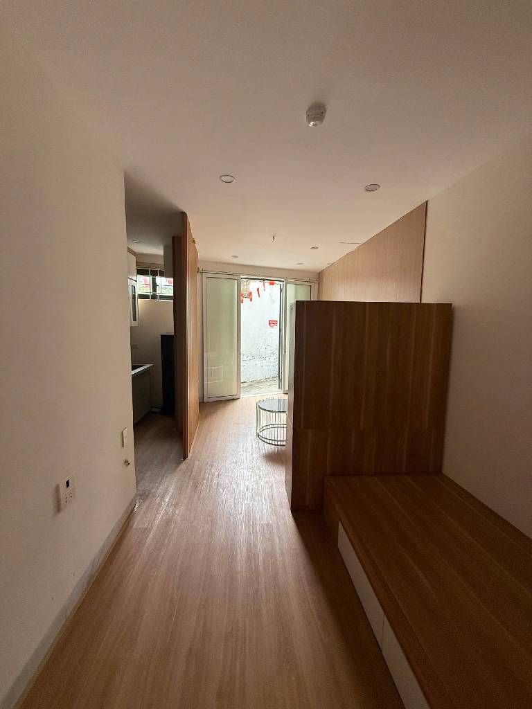 Bán nhà Bùi Xương Trạch - diện tích 35m2 1 tầng - Căn hộ ccmn tầng 1 riêng biệt - giá 1,9 tỷ