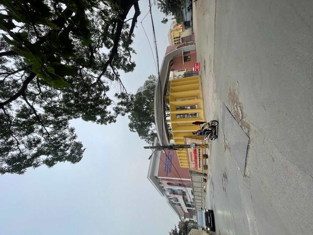 Bán nhà Ngọc Hồi - diện tích 48.3m2 1 tầng - ô tô qua nhà - giá 10,2 tỷ