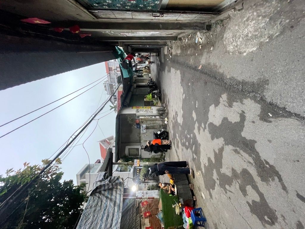 Bán nhà Ngọc Hồi - diện tích 48.3m2 1 tầng - ô tô qua nhà - giá 10,2 tỷ