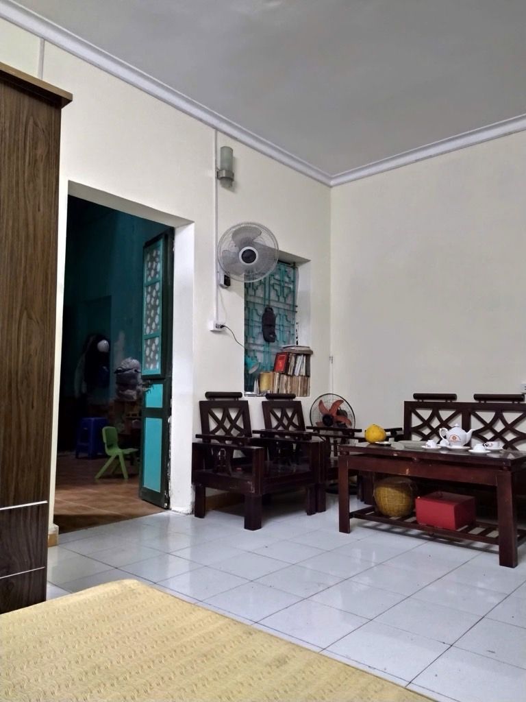 Bán nhà Bạch Đằng - diện tích 76,9m2 3 tầng - Ngõ ô tô rộng 4m - giá 22 tỷ