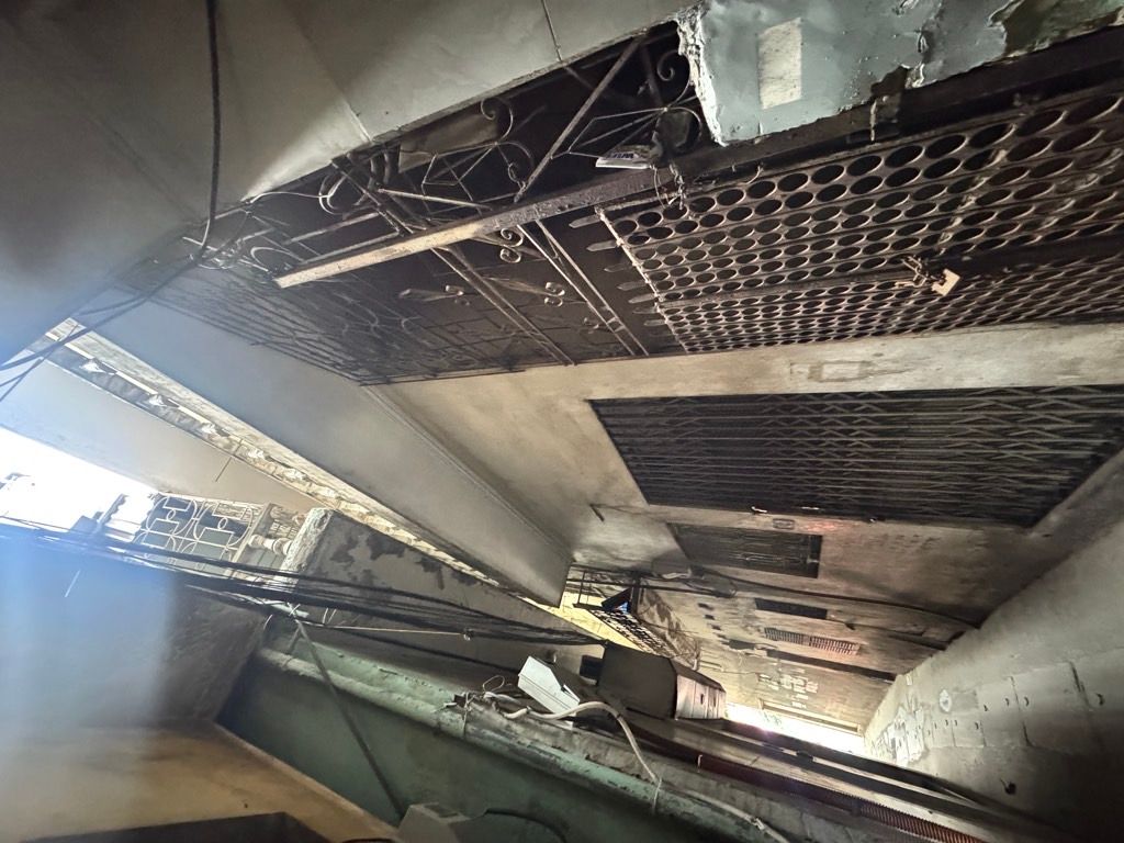 Bán nhà Trường Chinh - diện tích 14m2 2 tầng - Kinh doanh sầm uất - giá 5,15 tỷ