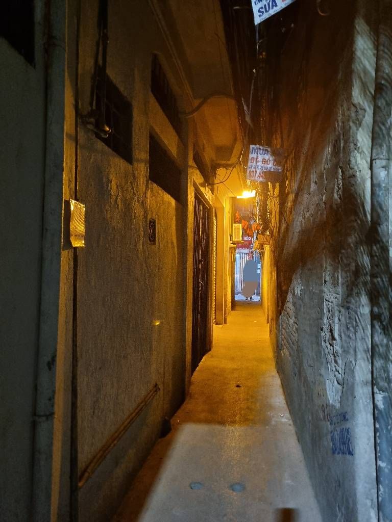 Bán nhà Ngõ Chợ Khâm Thiên - diện tích 23,7m2 2 tầng - nhà có cầu thang lên t2, t3 - giá 4,35 tỷ