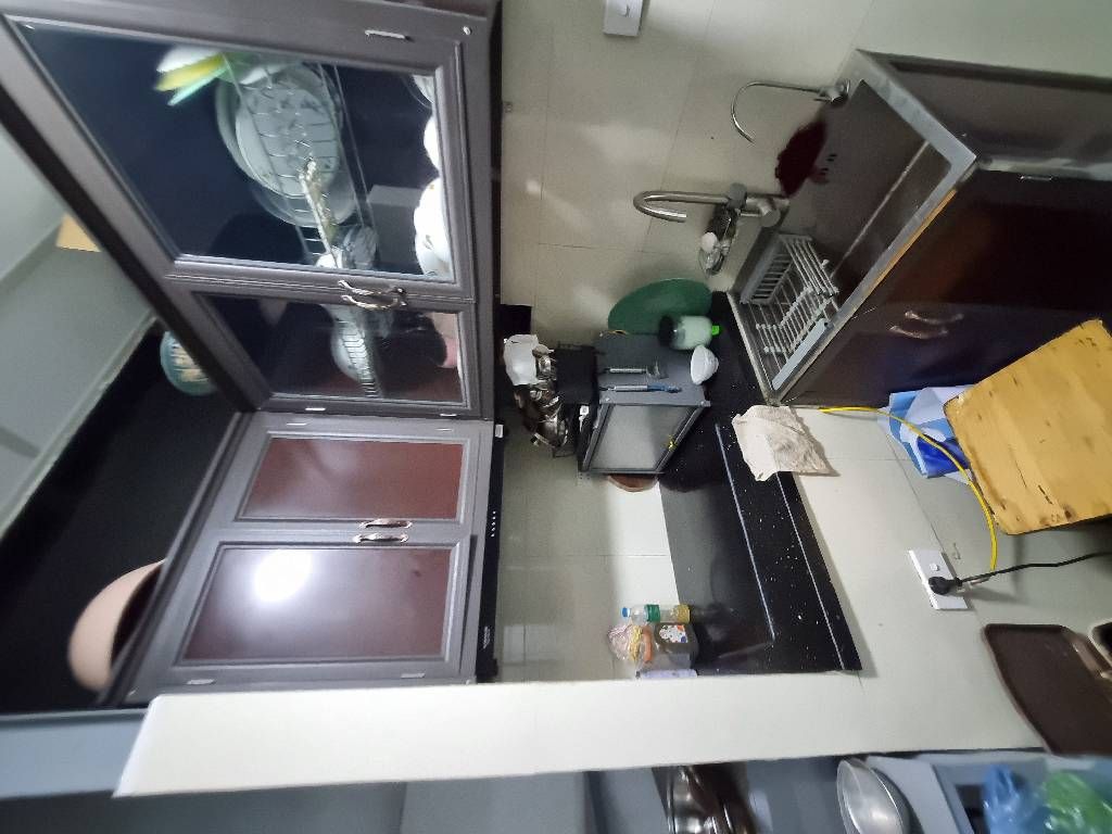 Bán nhà Ngõ Chợ Khâm Thiên - diện tích 23,7m2 2 tầng - nhà có cầu thang lên t2, t3 - giá 4,35 tỷ