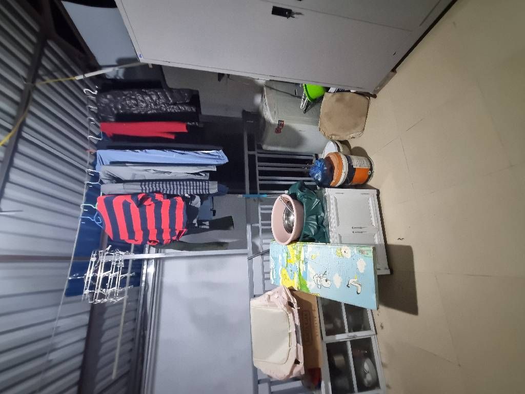 Bán nhà Ngõ Chợ Khâm Thiên - diện tích 23,7m2 2 tầng - nhà có cầu thang lên t2, t3 - giá 4,35 tỷ