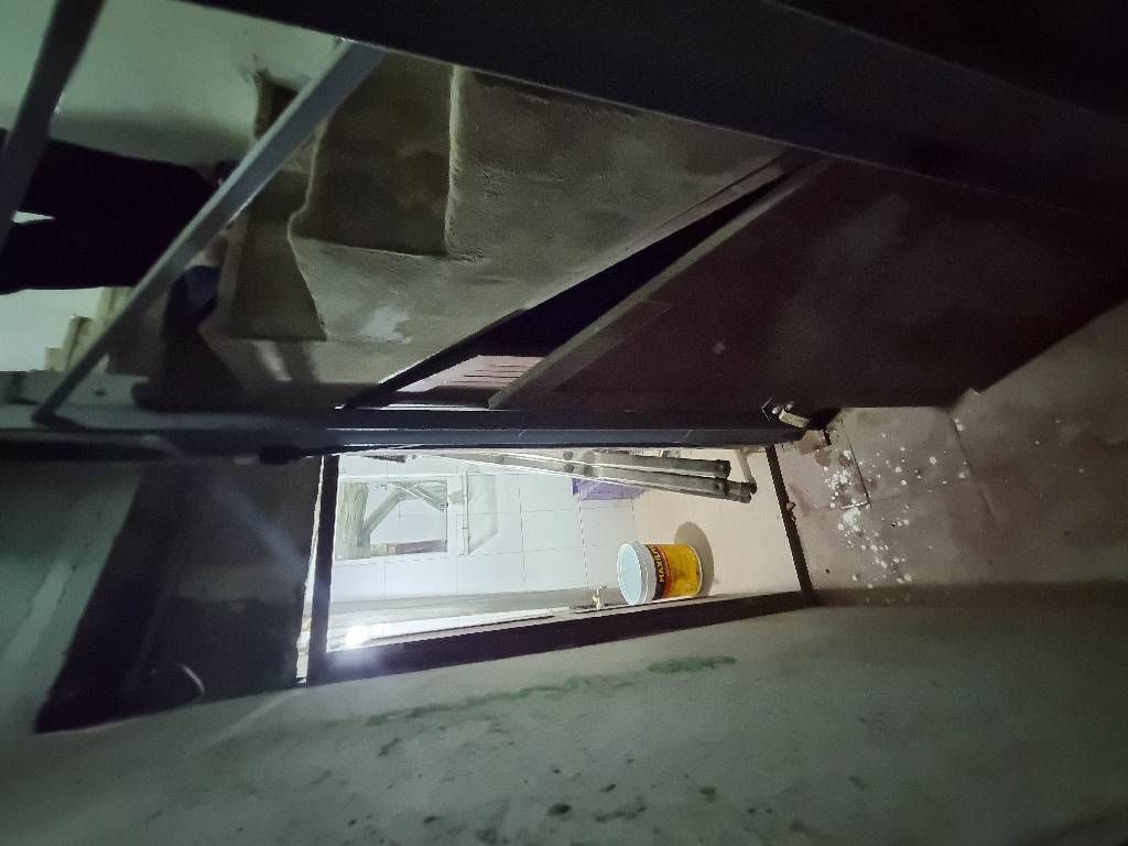 Bán nhà Ngõ Chợ Khâm Thiên - diện tích 23,7m2 2 tầng - nhà có cầu thang lên t2, t3 - giá 4,35 tỷ