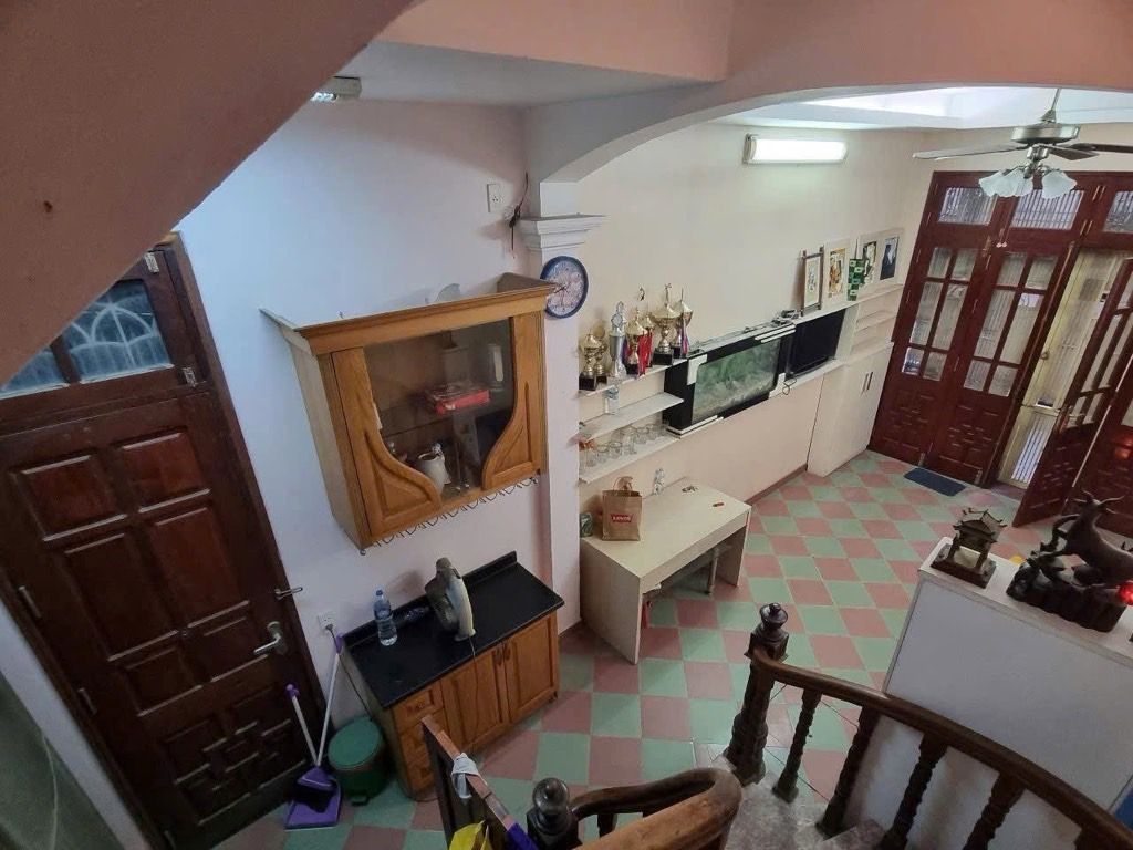 Bán nhà Nguyễn Chí Thanh - diện tích 26,4m2 6 tầng - Lô góc - giá 9,5 tỷ