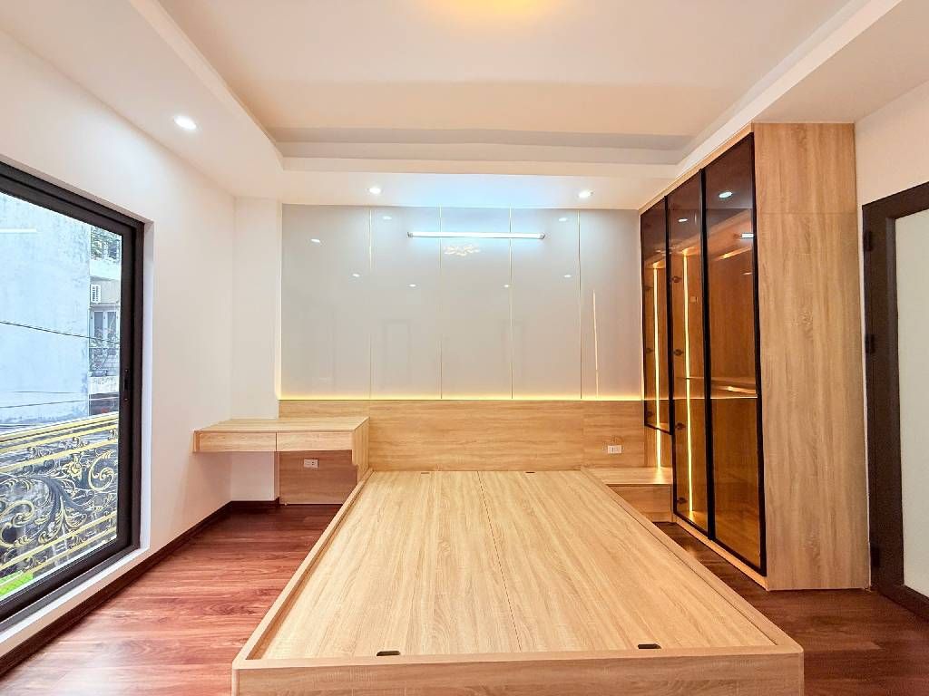 Bán nhà Thúy Lĩnh - diện tích 35m2 5 tầng - Ô TÔ - THANG MÁY - LÔ GÓC - giá 6 tỷ