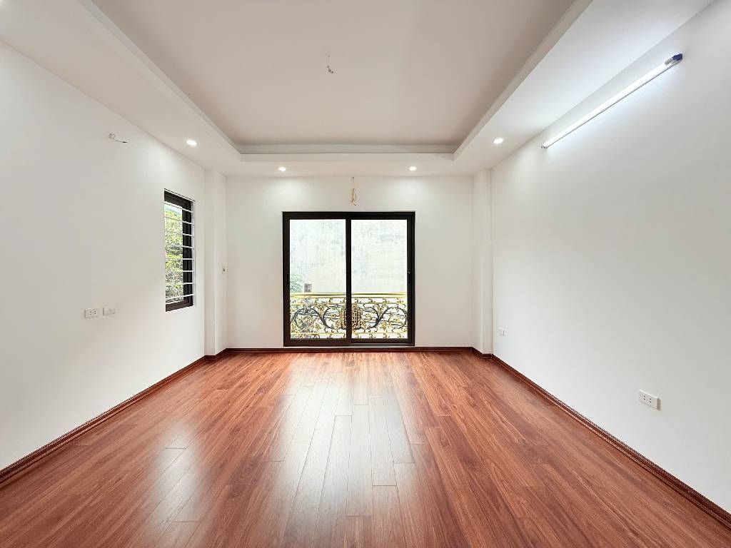 Bán nhà Thúy Lĩnh - diện tích 35m2 5 tầng - Ô TÔ - THANG MÁY - LÔ GÓC - giá 6 tỷ