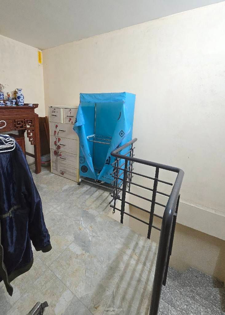 Bán nhà Đê Tô Hoàng - diện tích 16.2m2 4 tầng - Nhà đẹp hiếm có - giá 3,5 tỷ