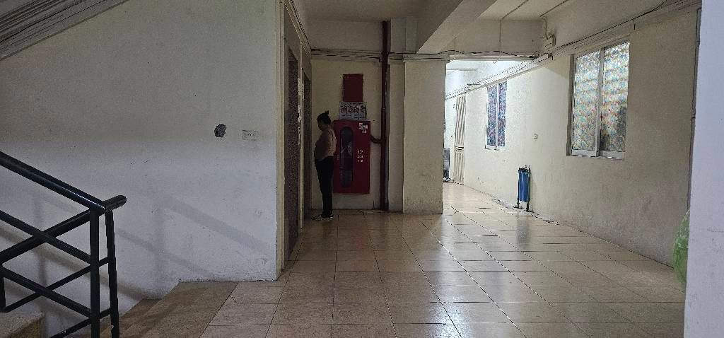 Bán nhà Minh Khai - diện tích 76.3m2 9 tầng - Chung cư Cánh đồng Mơ - giá 7 tỷ