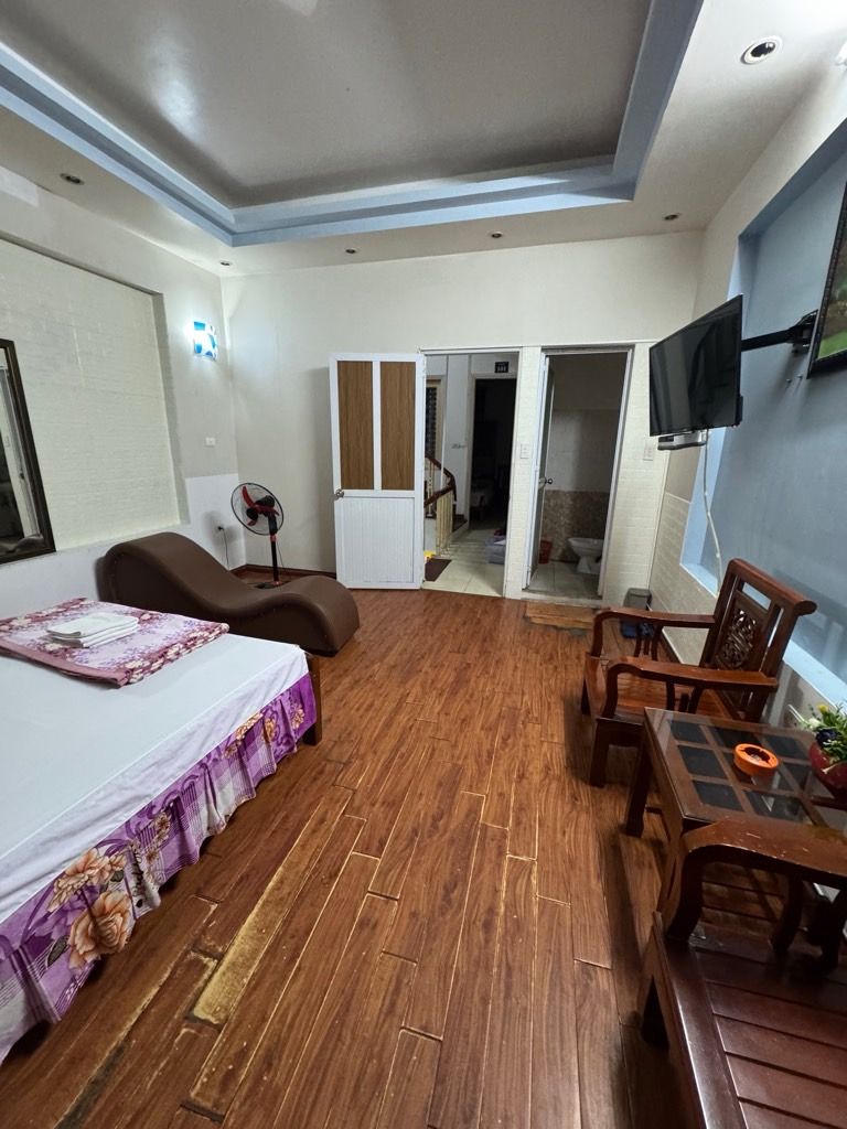 Bán nhà Ngọc Hồi - diện tích 49,7m2 5 tầng - Ô tô vào nhà - giá 15,3 tỷ