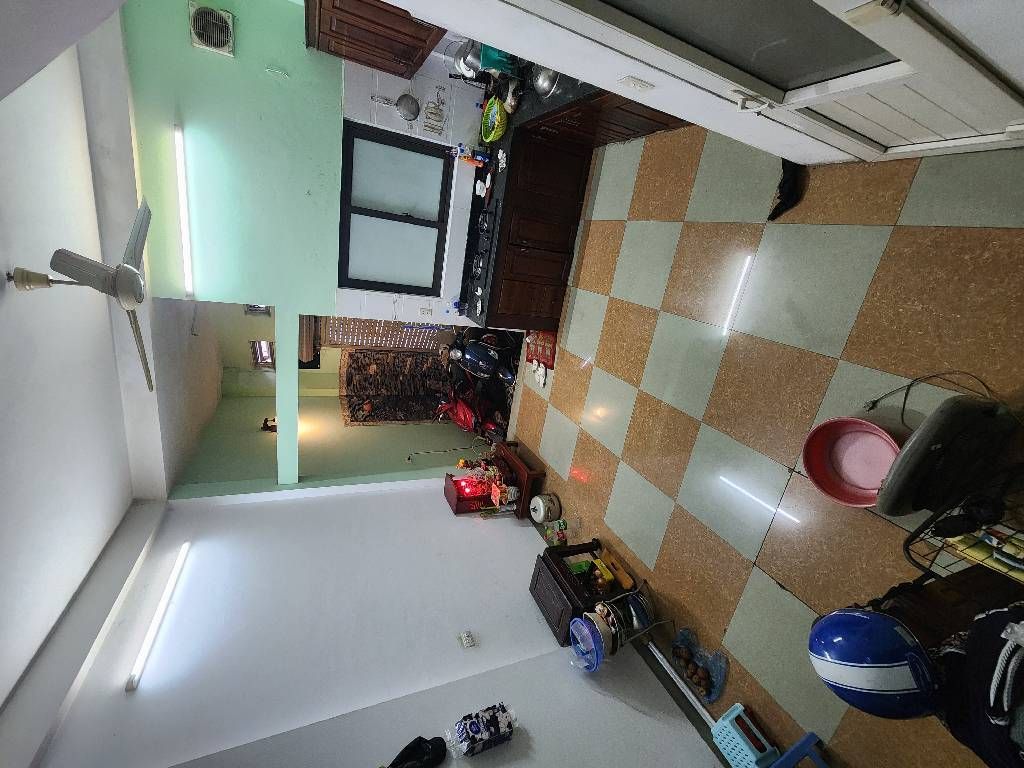 Bán nhà Nam Dư - diện tích 64.2m2 4 tầng - Ô TÔ TRÁNH - giá 15,8 tỷ