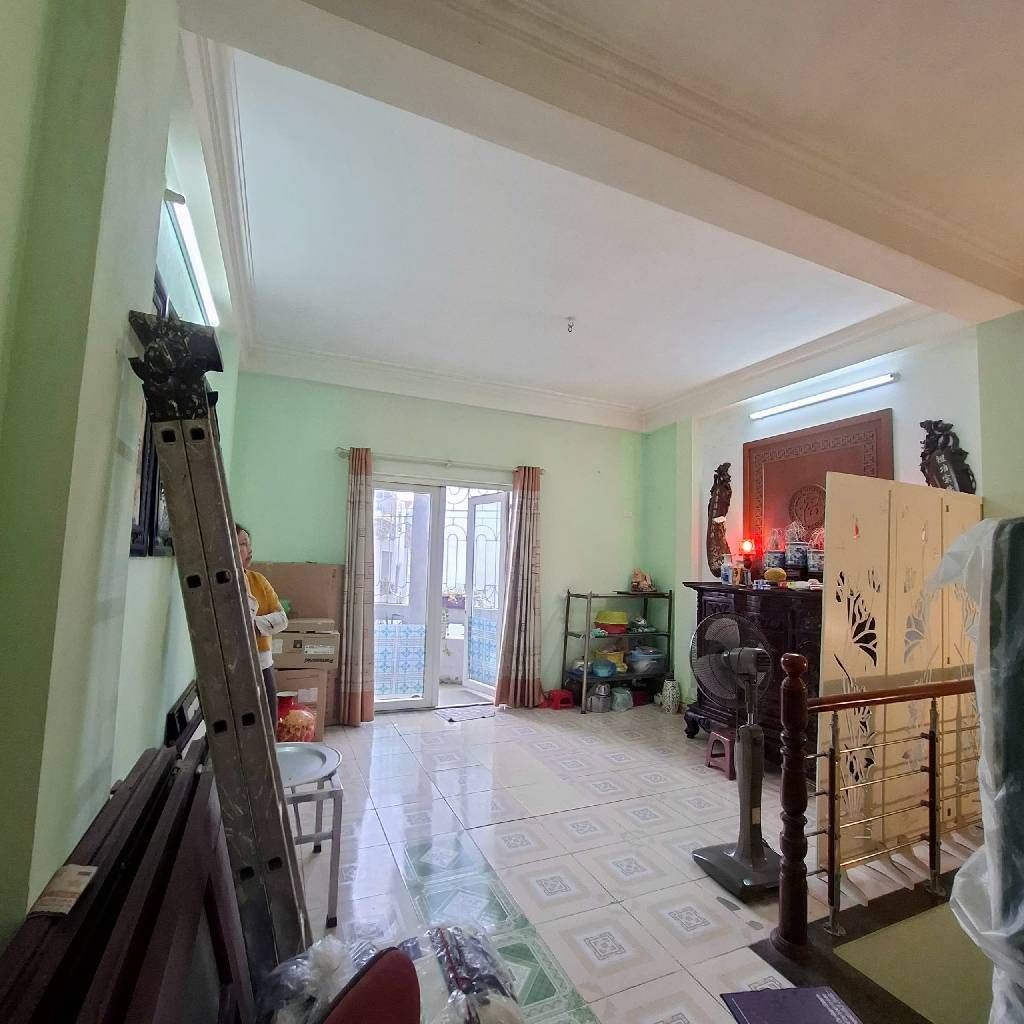 Bán nhà Nam Dư - diện tích 64.2m2 4 tầng - Ô TÔ TRÁNH - giá 15,8 tỷ