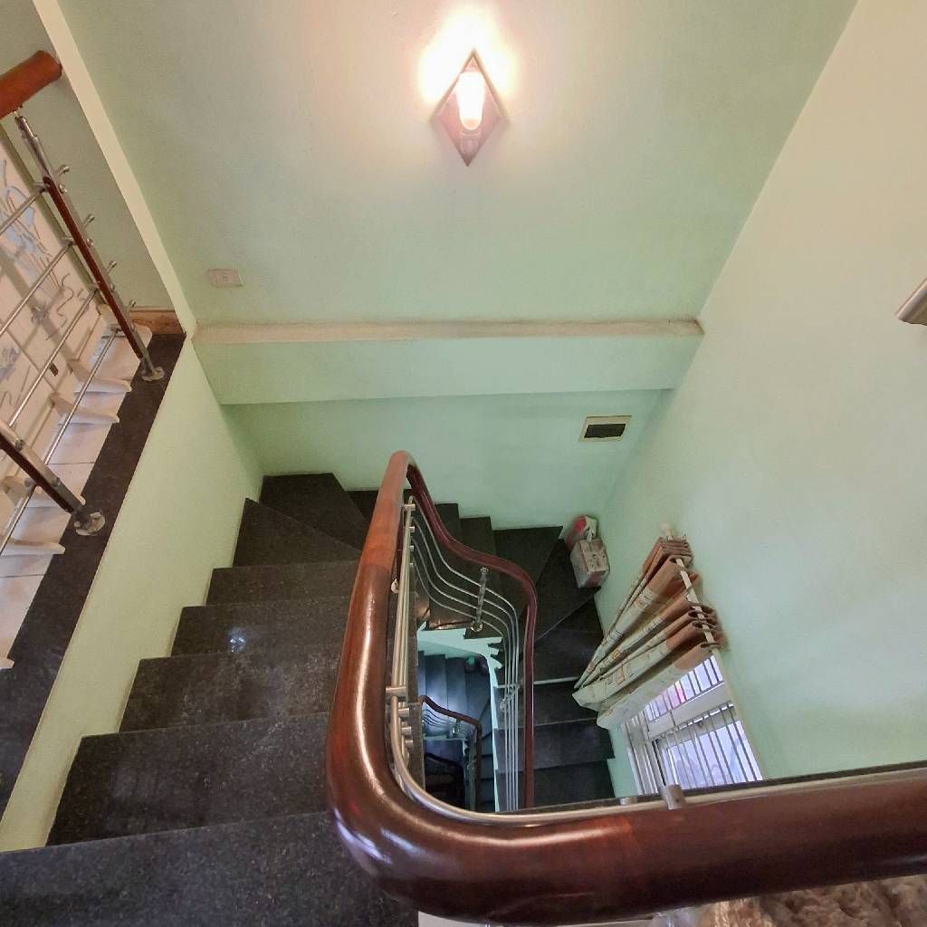 Bán nhà Nam Dư - diện tích 64.2m2 4 tầng - Ô TÔ TRÁNH - giá 15,8 tỷ