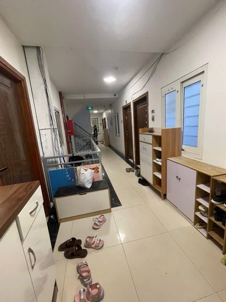 Bán nhà Khương đình - diện tích 45m2 8 tầng - Lô góc, ô tô gần - giá 2,2 tỷ