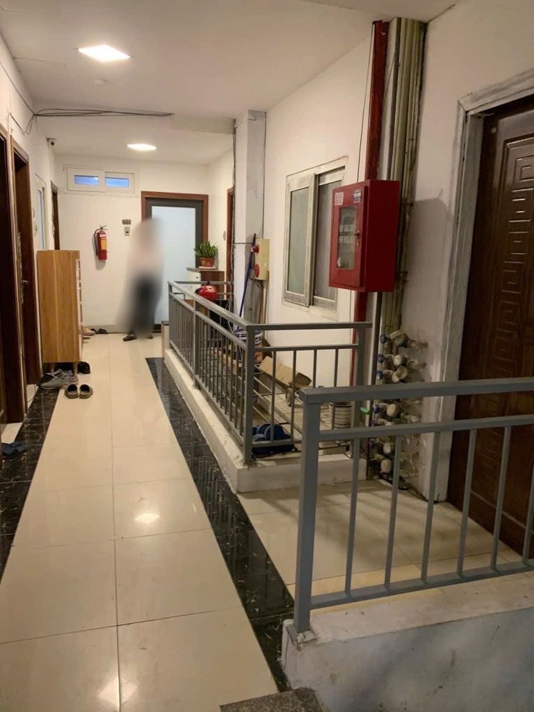 Bán nhà Khương đình - diện tích 45m2 8 tầng - Lô góc, ô tô gần - giá 2,2 tỷ