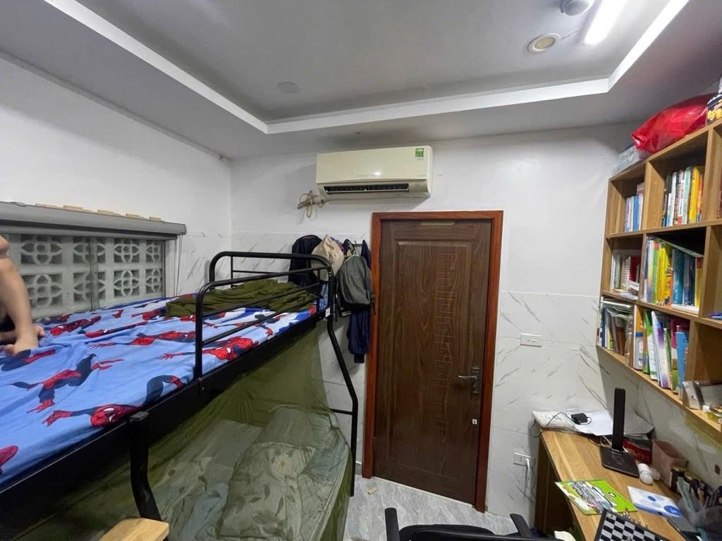 Bán nhà Khương đình - diện tích 45m2 8 tầng - Lô góc, ô tô gần - giá 2,2 tỷ