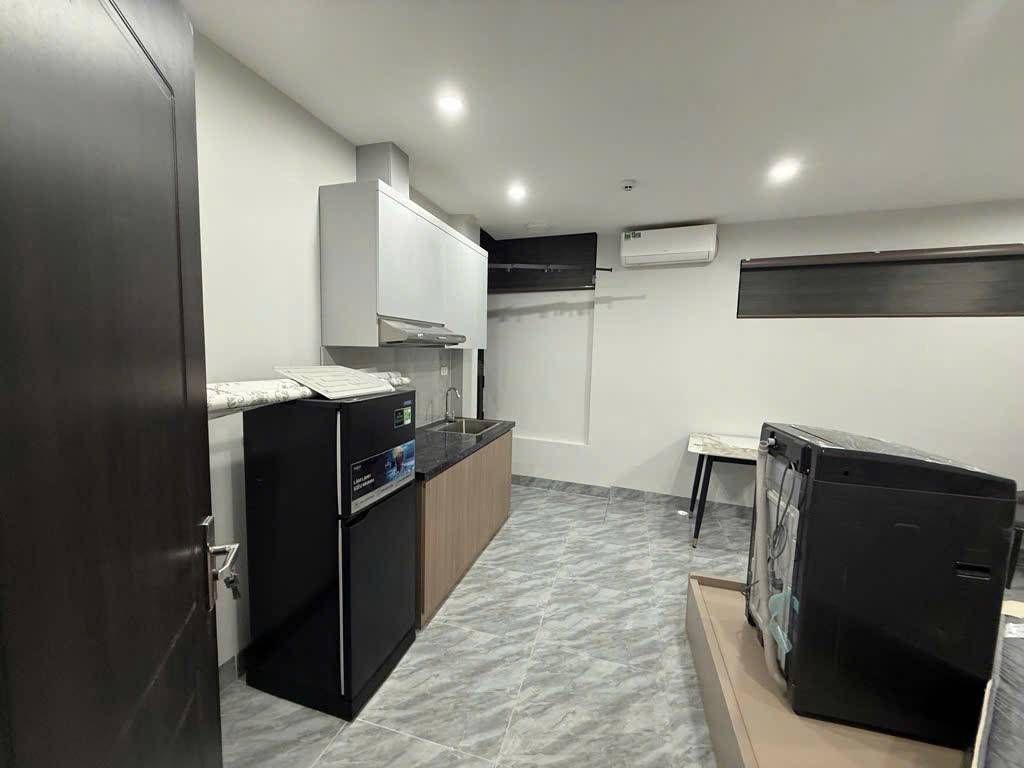 Bán nhà Hồng Mai - diện tích 50.5m2 5 tầng - Lô góc 3 mặt thoáng - giá 15,4 tỷ