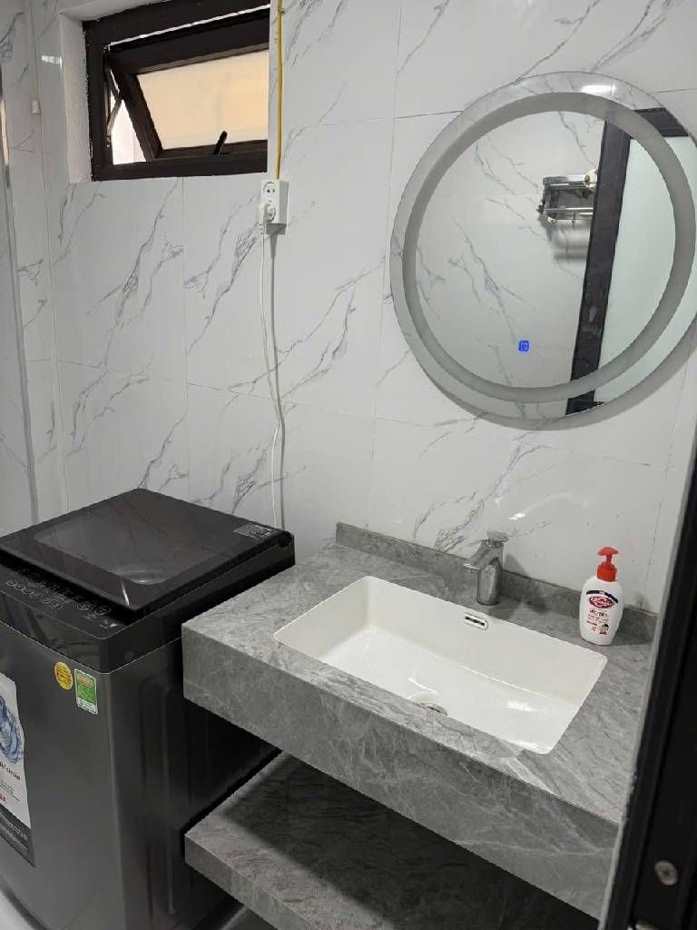 Bán nhà Hồng Mai - diện tích 50.5m2 5 tầng - Lô góc 3 mặt thoáng - giá 15,4 tỷ