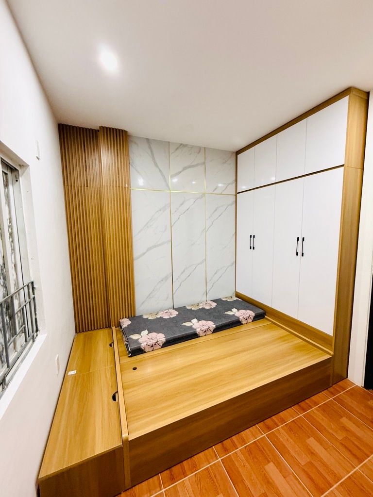 Bán nhà Ngõ Chợ Khâm Thiên - diện tích 15,3m2 5 tầng - Hiếm nhà bán vị trí đẹp thoáng 3 ngủ - giá 4,98 tỷ