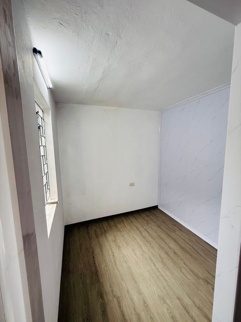 Bán nhà Ngõ Chợ Khâm Thiên - diện tích 15,3m2 5 tầng - Hiếm nhà bán vị trí đẹp thoáng 3 ngủ - giá 4,98 tỷ