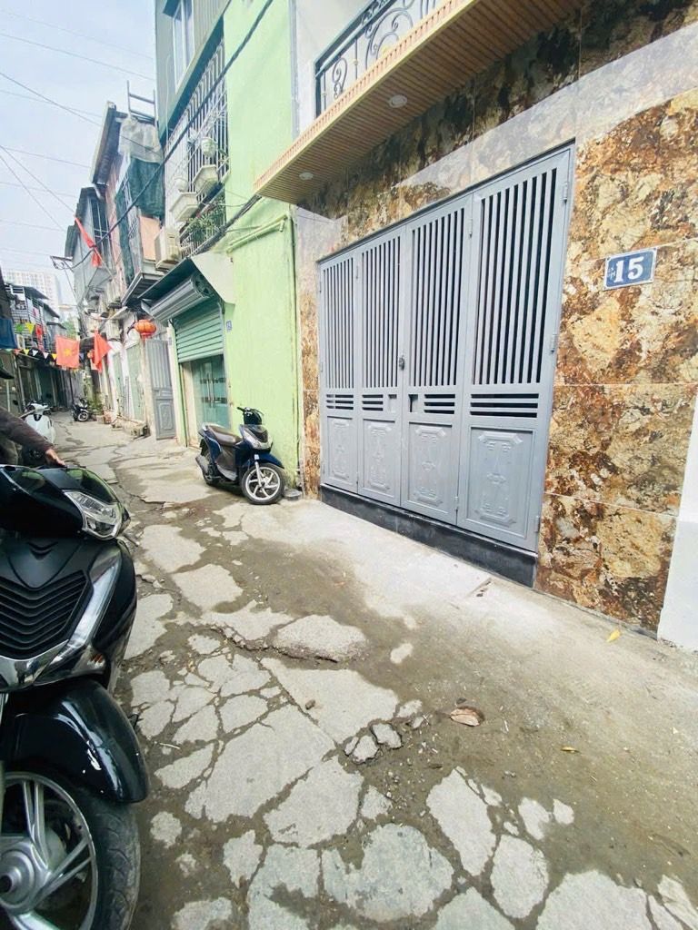 Bán nhà Tân Khai - diện tích 25m2 3 tầng - ô tô đỗ cửa - giá 2,6 tỷ