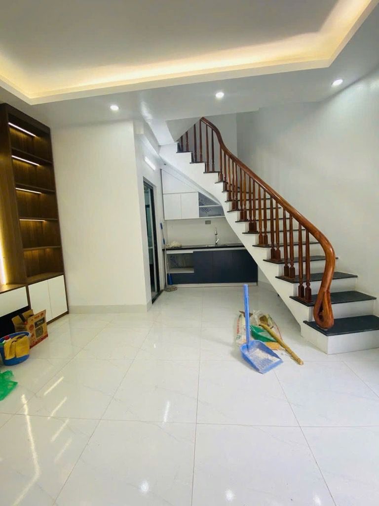 Bán nhà Tân Khai - diện tích 25m2 3 tầng - ô tô đỗ cửa - giá 2,6 tỷ